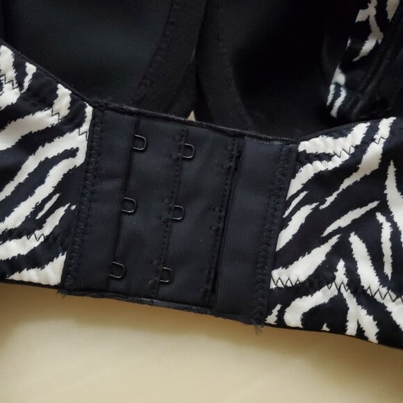 Playtex Side-smoothing Underwire Bra Zebra Print Size 40DDD - Picture 8 of 13